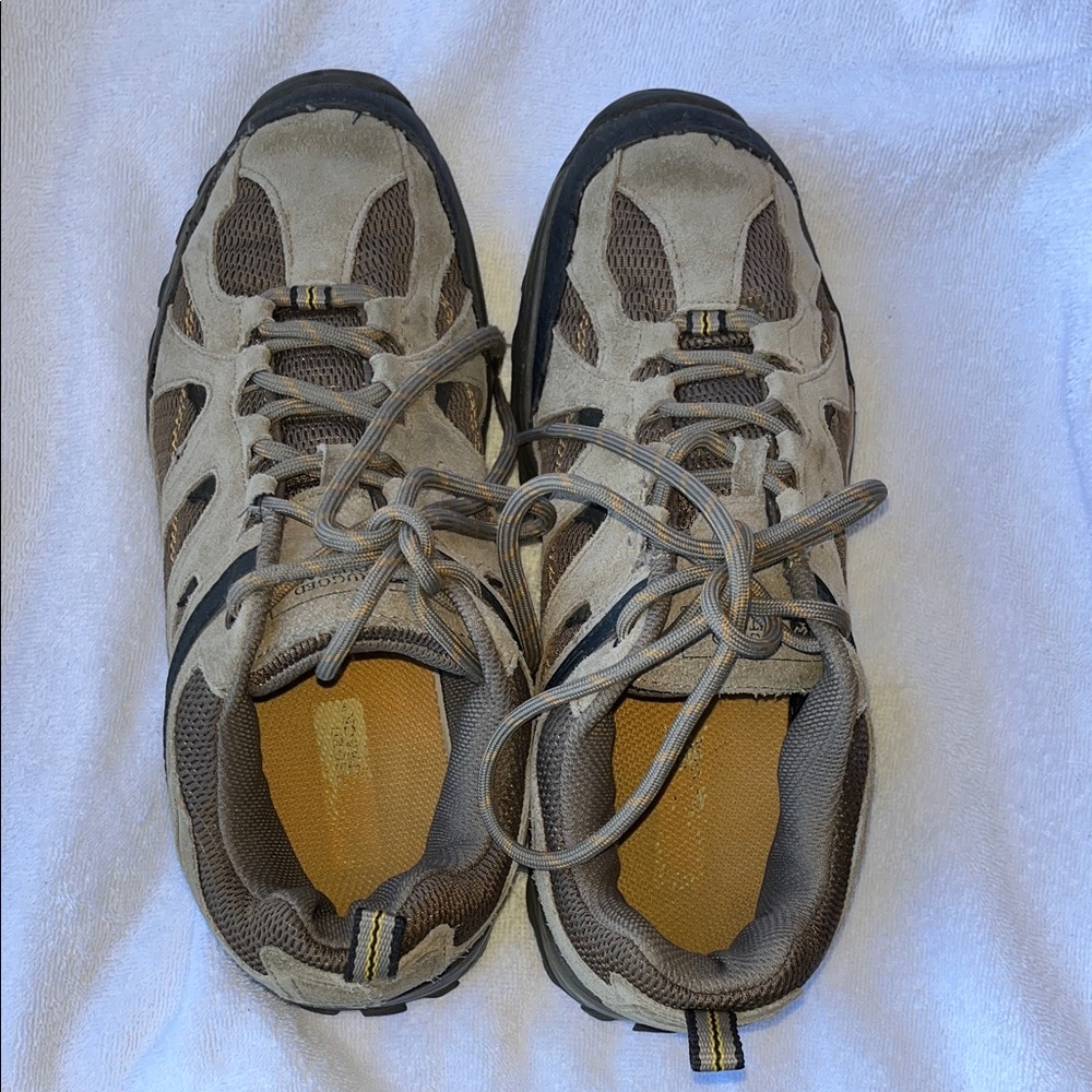 Men’s Hiking Shoes - Tan and Black